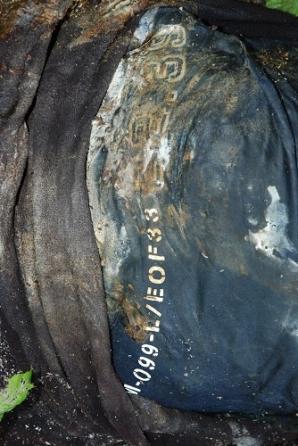 Policjanci ustalają tożsamość mężczyzny, którego ciało znaleziono w lesie