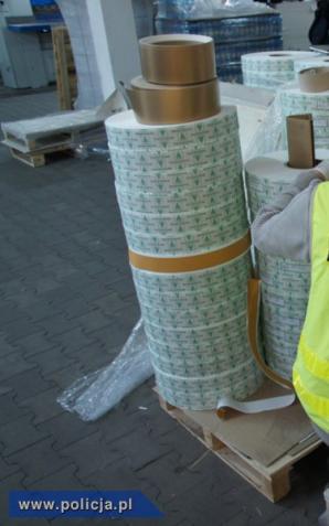 Łódź: Zlikwidowano drukarnię produkującą opakowania do lewych papierosów!